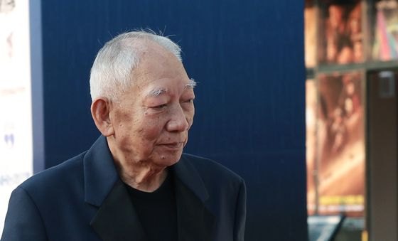 BIFAN 찾은 원화평 감독