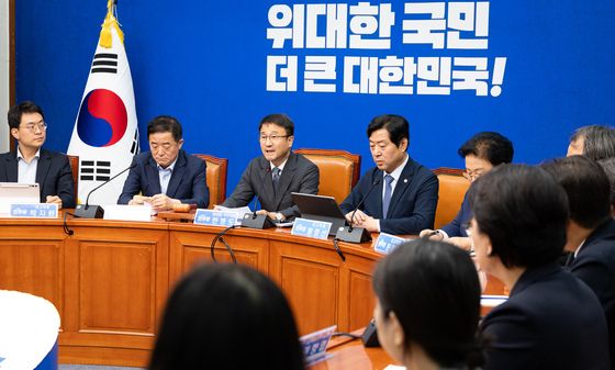 민주당 최고위원회의 발언하는 한병도 직무대행