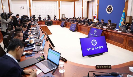 국무회의 발언하는 이재명 대통령