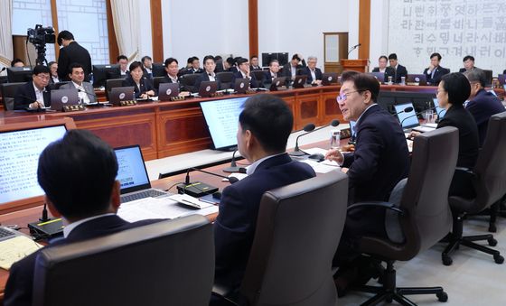 국무회의 발언하는 이재명 대통령