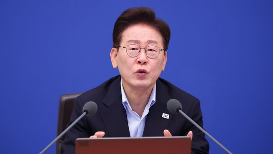 국무회의 발언하는 이재명 대통령