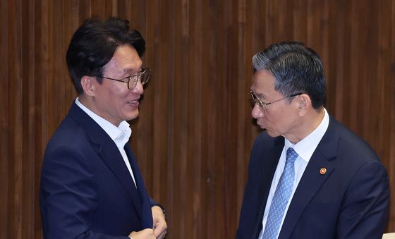 대화하는 김민석·정성호