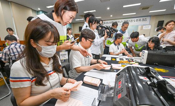 경기지역 첫 재검표…성남시 제7선거구 경기도의원 선거