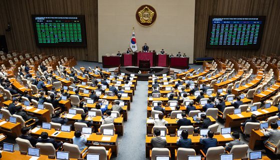 종합특검 수사 연장 본회의 의결 '8월 23일까지'