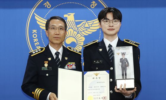 '명예경찰' 된 페이커…사이버도박 예방 홍보