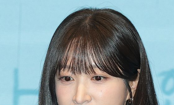 '결혼 무한 연기' 안희연, 개인적인 일이라