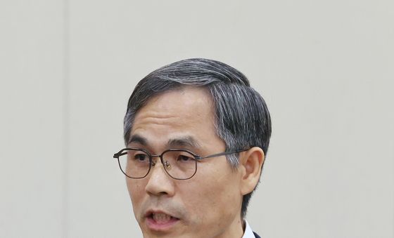 업무보고하는 유승렬 경찰청 수사기획조정관