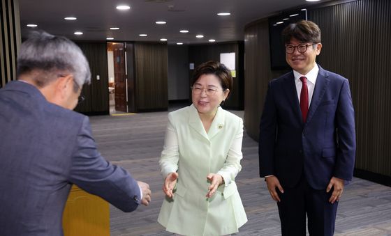국토위원장 출마한 김정재·유의동