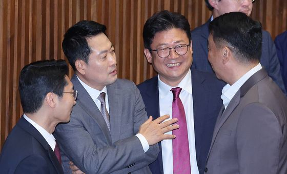 본회의 참석한 장동혁 대표