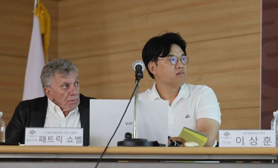 5·18 기록한 프랑스 기자, 광주 방문