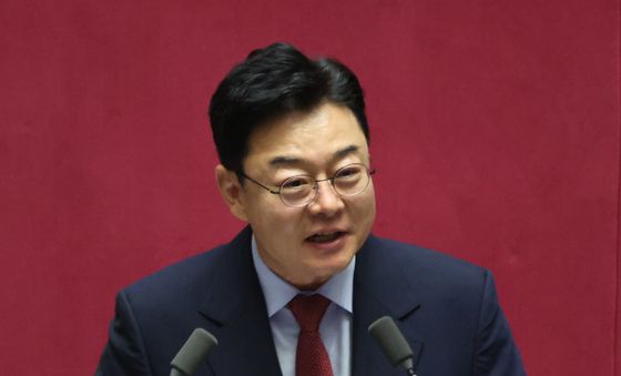 당선인사하는 김성원 신임 산자위원장