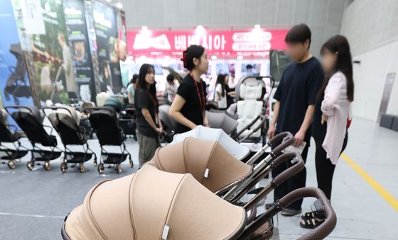 수원 코베 베이비페어&유아교육전 찾은 시민들