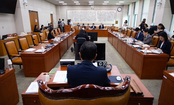 비어있는 국민의힘 위원석