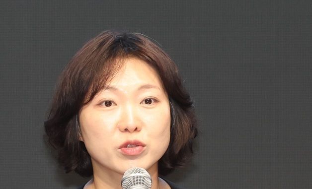 발언하는 양선화 국장