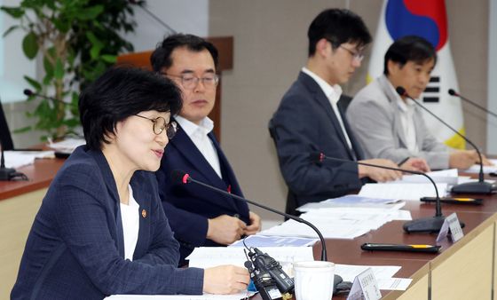 원민경 장관, 여성폭력방지위원회 제3전문위원회 참석