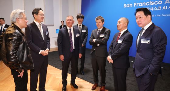 한 자리에 모인 글로벌 AI 리더들