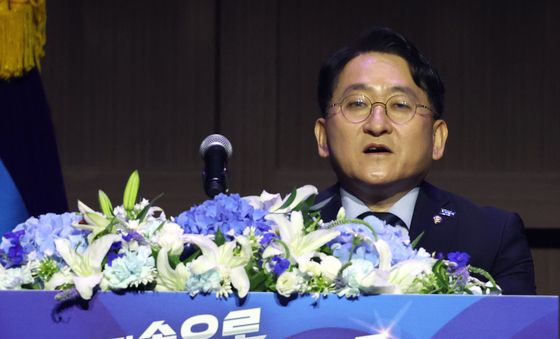 당선 소감 밝히는 차규근 최고위원