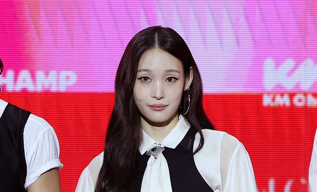 올데이 프로젝트 애니, 분위기 여신