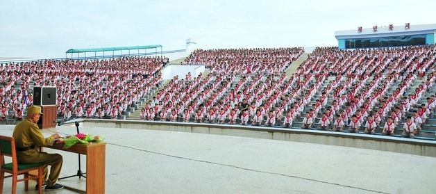 北, 전승절 맞아 전쟁노병·청소년 학생 상봉모임 진행