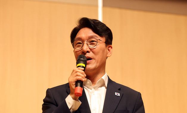 전남광주 GIST에서 발언하는 김민석