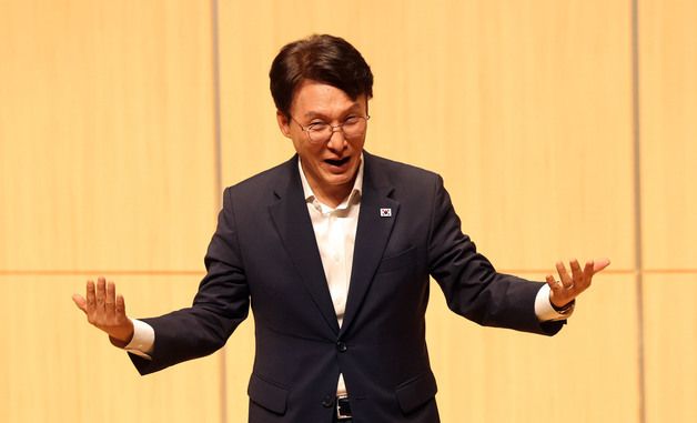 GIST 대학교에서 발언하는 김민석