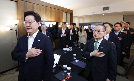 브라질 국빈 방문 이재명 대통령, 화상 수석·보좌관회의 참석