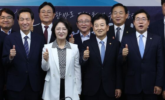 엄지척 정동영·우상호·추미애·박찬대