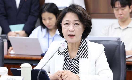 인사말하는 추미애 경기도지사