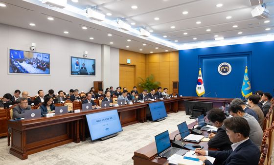 이재명 대통령, 화상 수석·보좌관회의