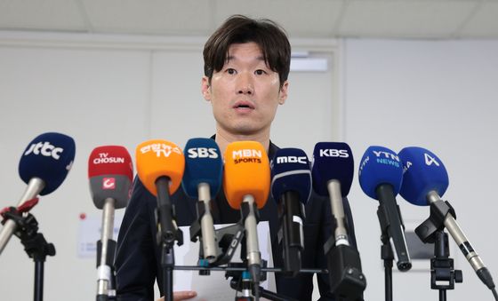 브리핑 마친 박지성  K-축구 혁신위 공동위원장