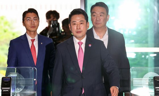 6.3 지선 선거 소청 심의 출석하는 장동혁 대표
