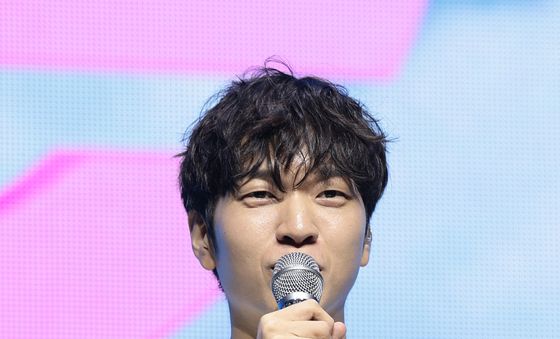 유재필, 뉴에라 쇼케이스 MC