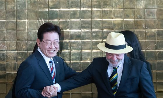 대화하는 이재명·룰라 대통령