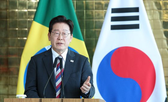 공동언론발표 하는 이재명 대통령