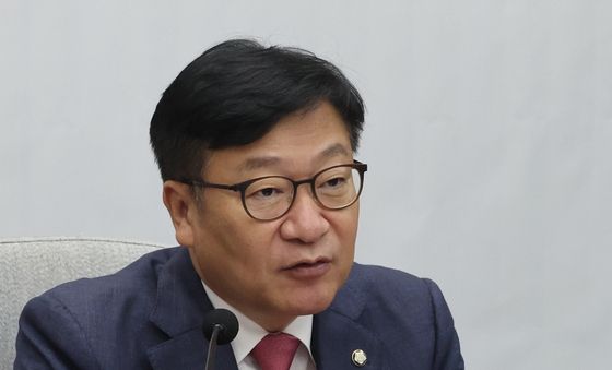 모두발언하는 정점식 원내대표