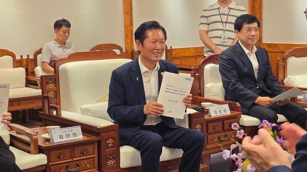 정청래, 세종시청 방문 조상호 시장과 면담