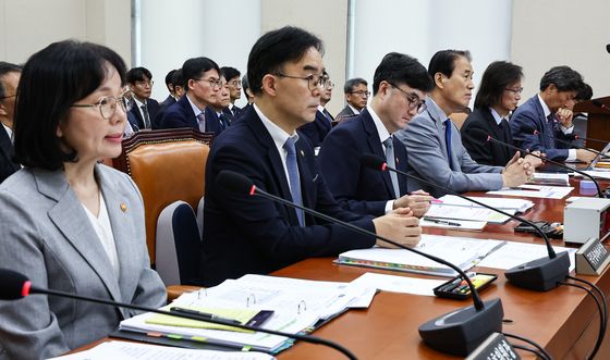 국회 정무위원회 제2차 전체회의