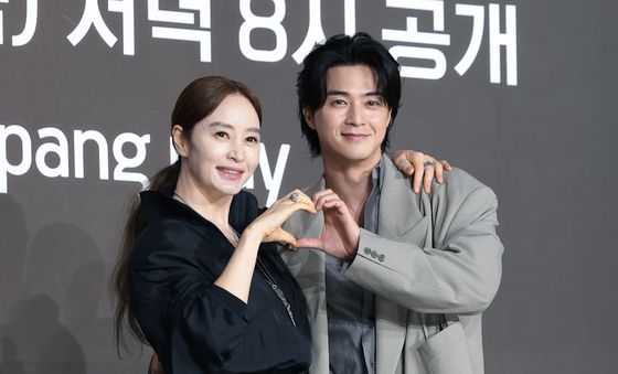 '지금 불륜이 문제가 아닙니다' 김혜수·김지훈