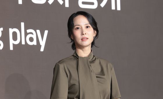 조여정, 고혹적인 자태