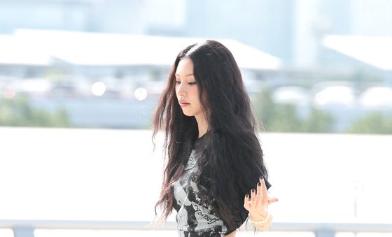 트와이스 채영, 걸을때 마다 드러나는 섹시미