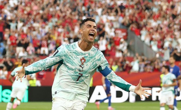 '호날두 토너먼트 첫 골' 포르투갈, 크로아티아에 2-1 역전승