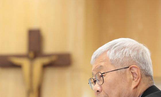교황청 성직자부 장관 유흥식 추기경 기자간담회