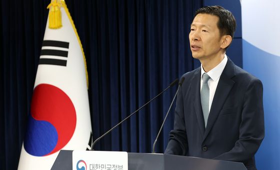 브리핑하는 노경원 우주항공청 차장