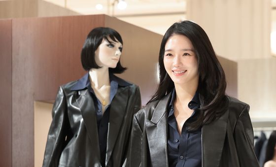 박규영, 마네킹보다 더 완벽한 착장