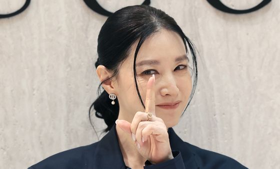 이영애, 쉿