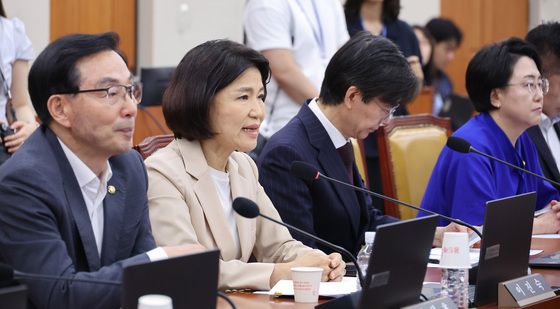 과방위 자리한 이진숙