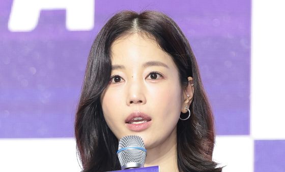 인사말 하는 기은세