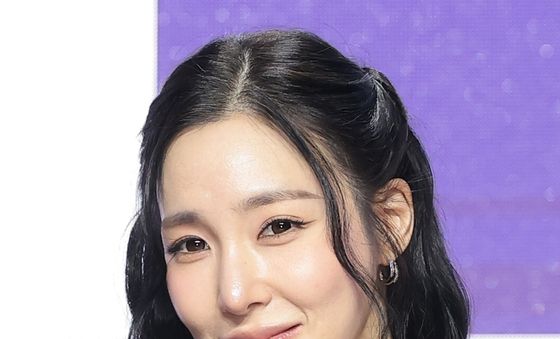 티파니 영 '엑스 더 리그' 빛나는 MC