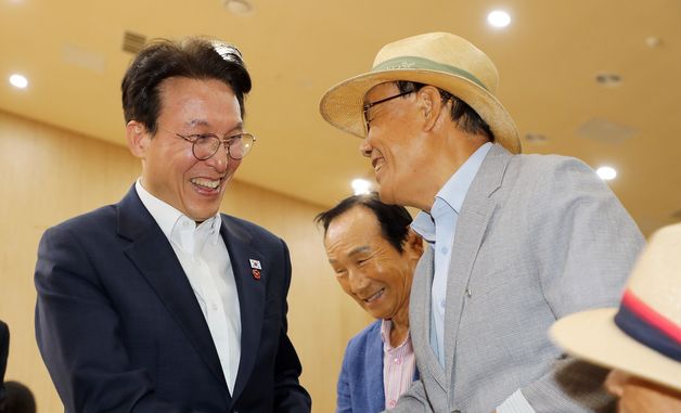 제주 당원들 만난 김민석