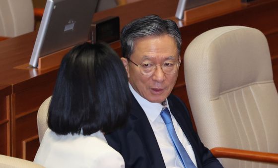 대화하는 정성호·김남희